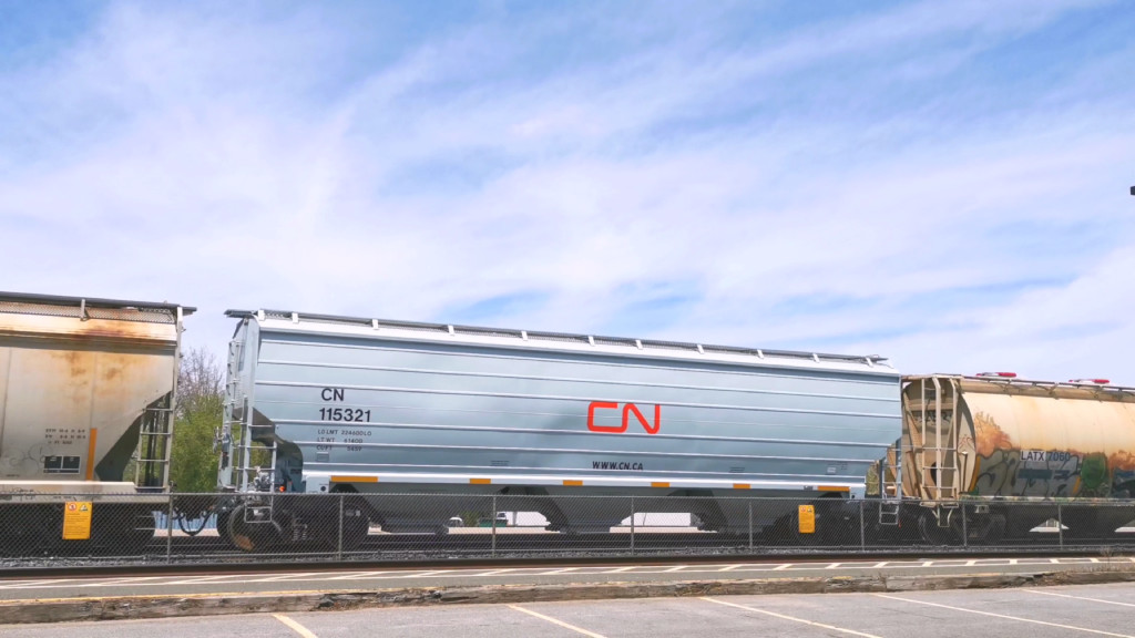 CN 115321